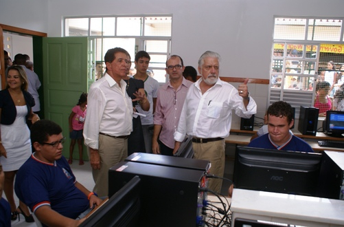 Governador retorna a Capela para inaugurar moderno Colégio