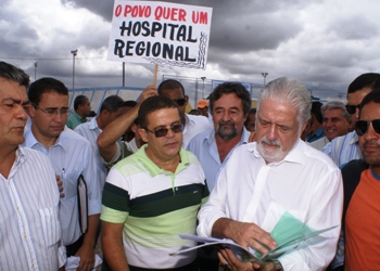 Movimento “Jacobina Agoniza” entrega reividicações ao governador