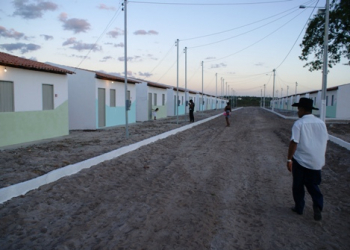 Prefeitura de Coité entrega 200 casas populares do Projeto Casulo