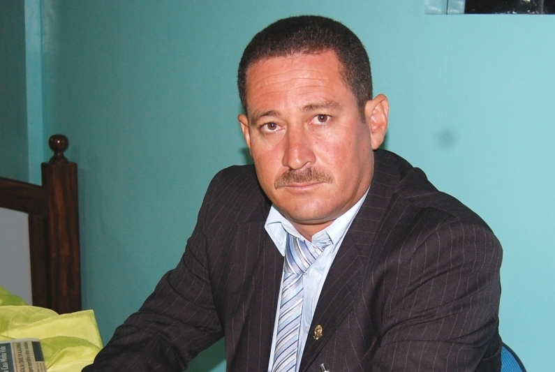 Vereador de Aracás morre de infarto quando tomava café