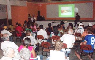 CEREST realiza encontro no distrito de Juazeirinho