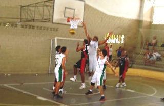 Veja a classificação e os próximos jogos da III Copa ADEC de Basquete