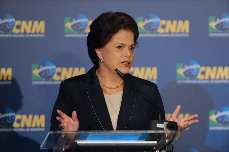 Prefeitos baianos comemoram conquistas anunciadas por Dilma Rousseff na Marcha à Brasília