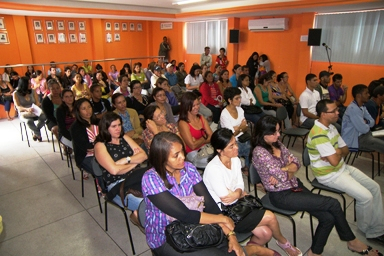 Coité: secretária de educação diz que prefeito concedeu aumento aos professores com responsabilidade e dentro da lei