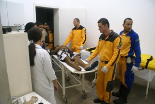 Um morto e dez feridos a faca no último dia da CoitéFolia