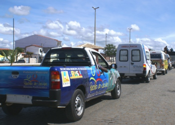 Riachão do Jacuípe – Prefeito Laurinho amplia a frota do município com mais 04 carros zero