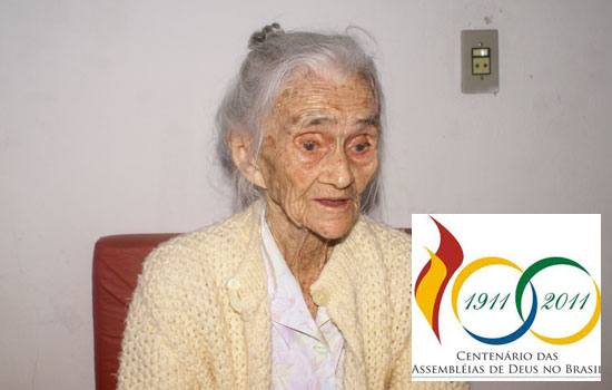 100 anos de Assembleia de Deus no Brasil. Saiba a história de Adalgisa, que aprendeu a ler com a bíblia