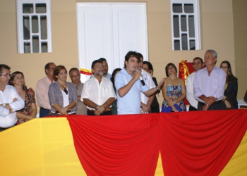 Deputado Pedro Tavares participa de inauguração e da feira do licor em Mairi