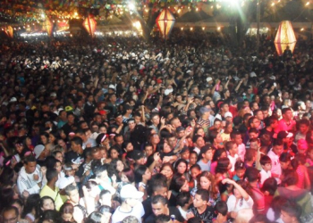 Público recorde lota Praça de Quijingue no último dia dos festejos juninos
