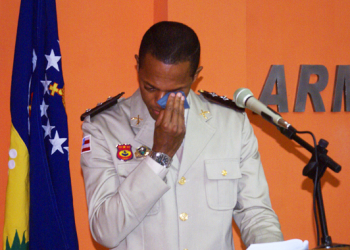 Coité: Capitão externa muita emoção ao receber moção de aplauso na Câmara