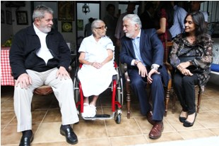 Governador Jaques Wagner e ex-presidente Lula visitam Dona Canô