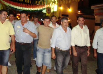 Retirolândia II: Noé apresenta seu novo deputado federal durante festa de São Pedro