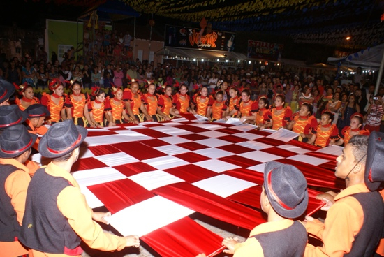Arraiá do Banza – Festa marcada por grandes shows e bela apresentação de quadrilha