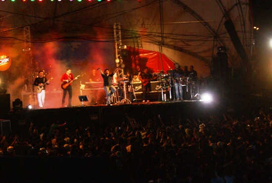 palco - santaluz 76 anos