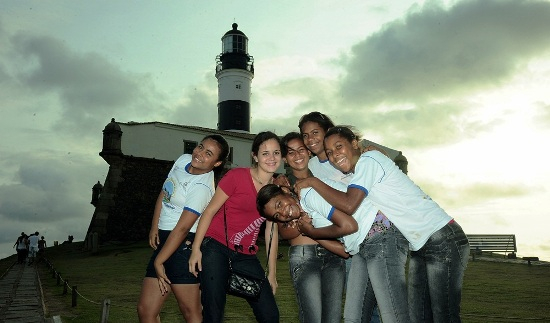 Viagem de estudantes coiteenses para conhecer o mar em Salvador foi assunto na Band