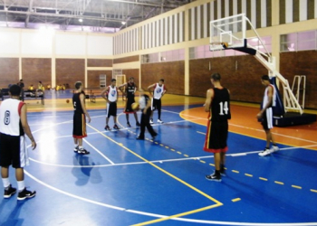 Seleção de Basquete da ADEC Coité vence Camaçari pelo Sub 22
