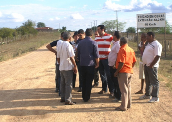 Obras da estrada Serra Preta/Riachão do Jacuípe serão retomadas