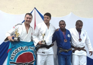 Judô Coiteense participa de competição em Salvador e conquista três medalhas