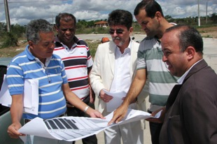 Prefeito faz doação de terreno para construção do Tribunal Regional Eleitoral