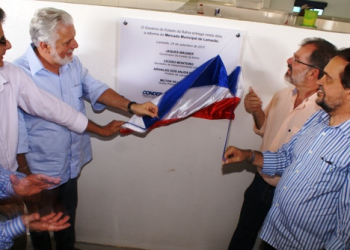 Marcelo Nilo participa de reinauguração de Mercado Municipal e pede recuperação de asfalto de acesso a Lamarão