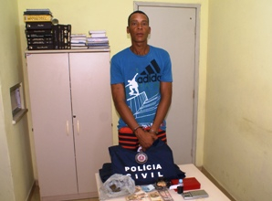 Polícia estoura pontos de venda de drogas em Valente