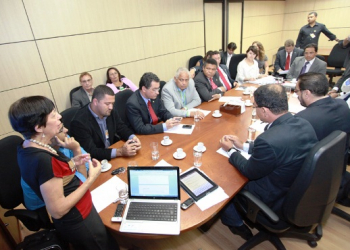 Campi federais no oeste e região do sisal são pedidos no MEC