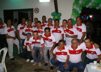 Conterrâneos se reencontram em Salvador na festa dos Amigos de Santaluz