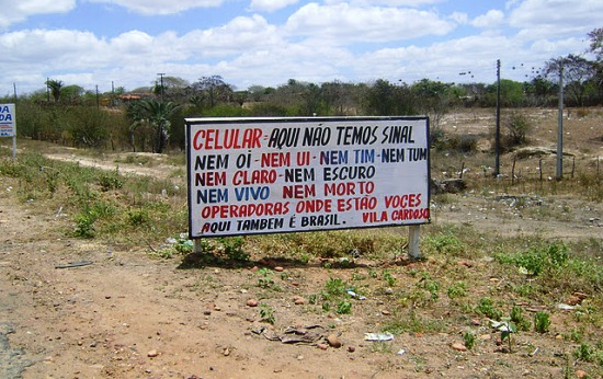 Moradores de Vila Cardoso em Caldeirão Grande fazem apelo as operadoras de telefonia movel