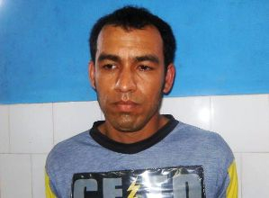 Mototaxista é preso em Serrinha acusado de pedofilia