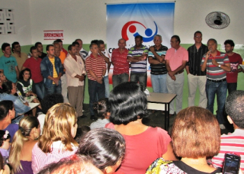 Renato Souza assina ordem de serviço para construção de quadra esportiva no povoado de Malhador