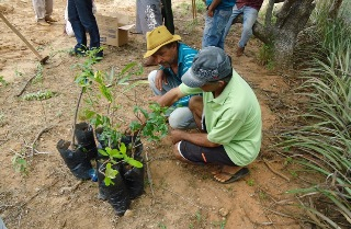 Curso de Agroecologia é ministrado em assentamento em Canudos