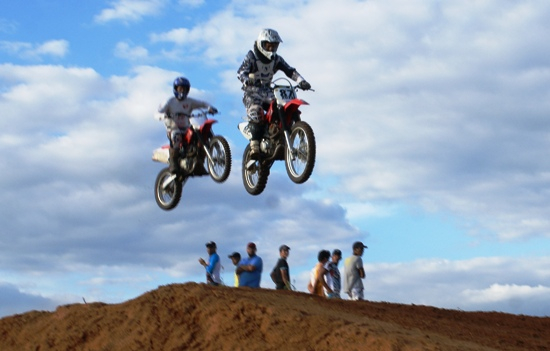 Treino para o 3º Motocross de Conceição do Coité foi bastante concorrido