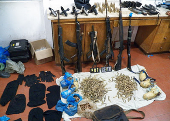 PRF apreende armas do exército brasileiro e argentino em Senhor do Bonfim