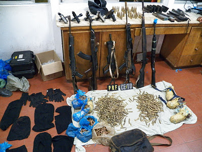 PRF apreende armas do exército brasileiro e argentino em Senhor do Bonfim