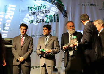 ACM Neto é o único baiano a receber Prêmio Congresso em Foco