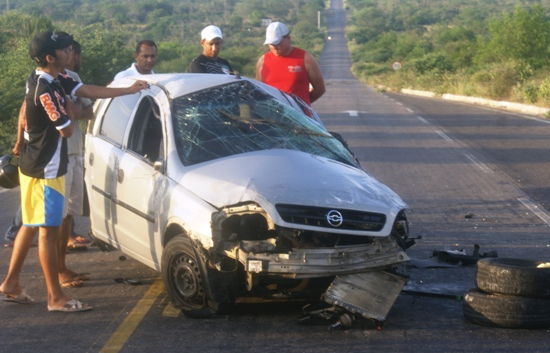 Santaluz: Danilo de Natanael morre em acidente  de carro na BA 120