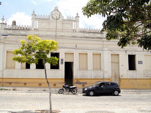 Prefeitura de Queimadas (BA) abriu concurso para 93 vagas