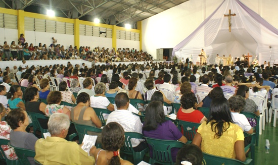 Ordenação do diácono Oldack Filho em Retirolândia - foto-Raimundo Masdarenhas