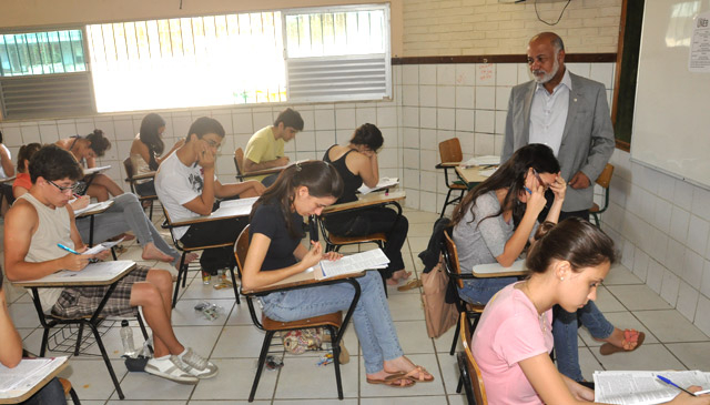 Abstenção do 1° dia de provas do Vestibular da UNEB foi de 16,7%