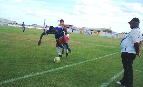 Astro do treinador Zé Gambirra começa bem na Seletiva da Bahia