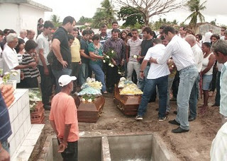 Irmãos assassinados em São Luis – MA foram sepultados em Barrocas