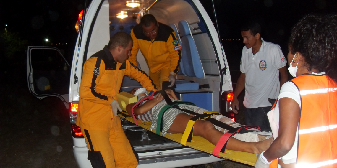 Três adolescentes se envolvem em acidente entre Retirolândia e Valente