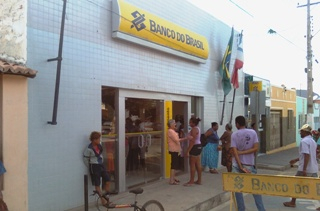 Decidido. Banco do Brasil de Iaçu só será reaberto quando encerrar greve da PM