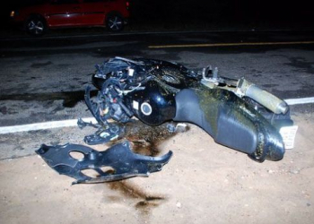 Dois ocupantes de uma moto morrem no Jorro depois de atropelar cavalo