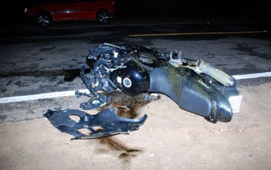 Dois ocupantes de uma moto morrem no Jorro depois de atropelar cavalo