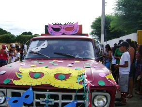 Colégios Municipais de Marcionílio Souza realizaram a festa de resgate do carnaval