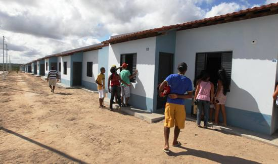 Baneficiários do Programa Minha Casa Minha Vida ainda não entraram para morar