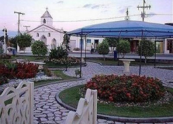 Neusa parabeniza Capela do Alto Alegre, Gavião e Pé de Serra