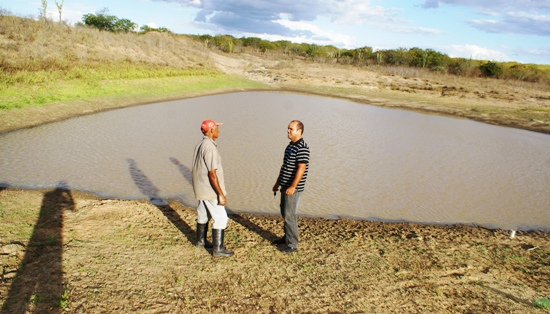 Limpeza de barragens em Santaluz garante água por mais tempo