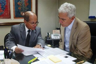 Alagoinhas: Fábrica de água mineral da Coca-Cola será instalada na cidade, anuncia Joseildo